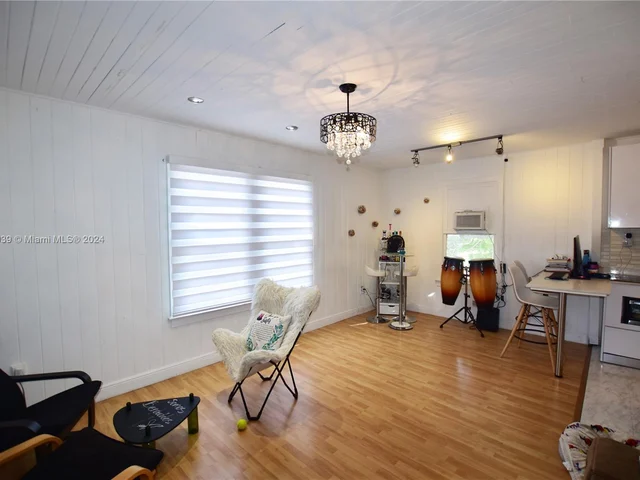 1111 SW 11th St # 1111, Miami FL 33130