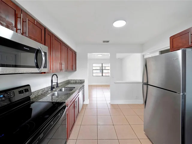 849 SW 9th Ct # 2, Pompano Beach FL 33060