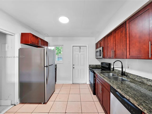 849 SW 9th Ct # 2, Pompano Beach FL 33060