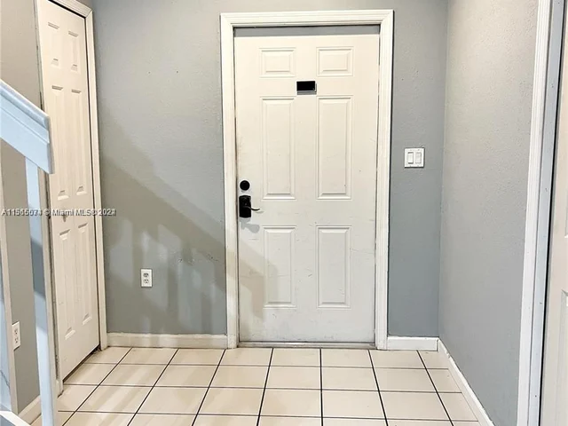 1495 SE 27th St # 319, Homestead FL 33035