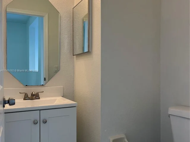 366 SE 20th Ter # 0, Homestead FL 33033