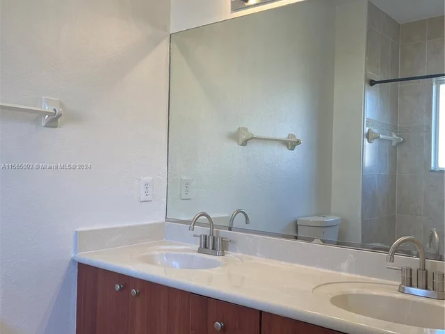 366 SE 20th Ter # 0, Homestead FL 33033