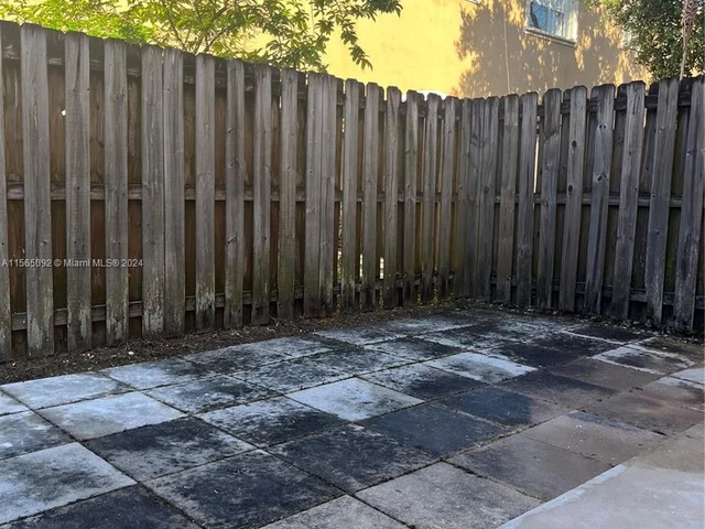 366 SE 20th Ter # 0, Homestead FL 33033