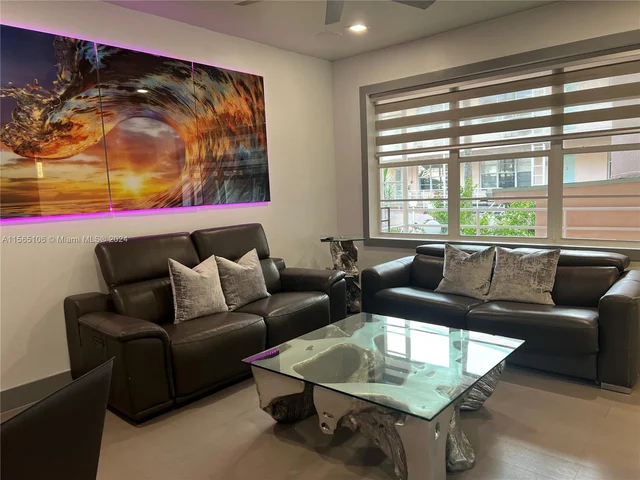 6881 Bay Dr # 9, Miami Beach FL 33141