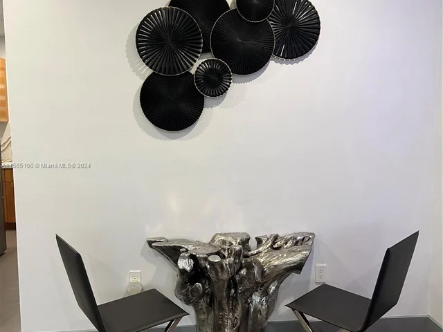 6881 Bay Dr # 9, Miami Beach FL 33141