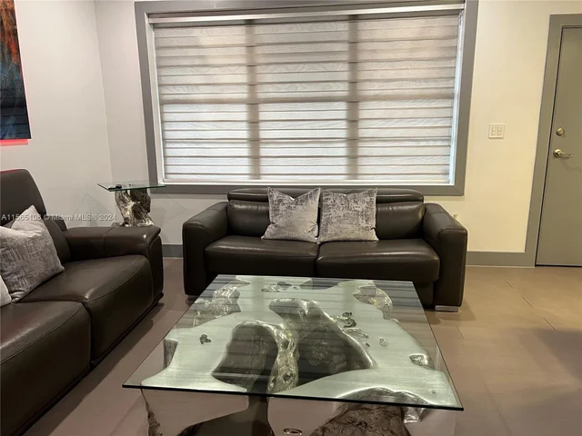 6881 Bay Dr # 9, Miami Beach FL 33141