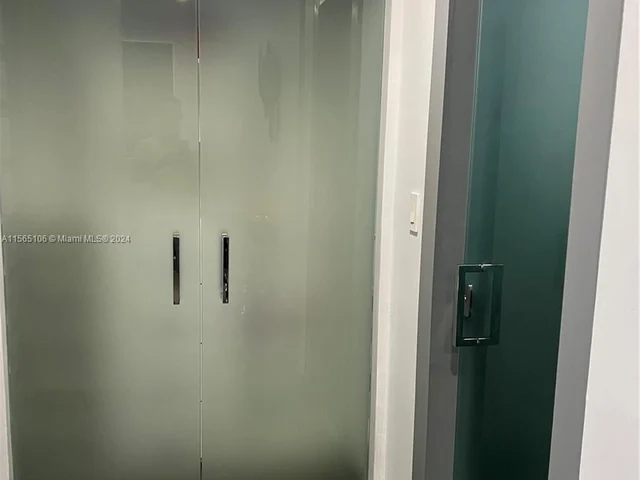 6881 Bay Dr # 9, Miami Beach FL 33141