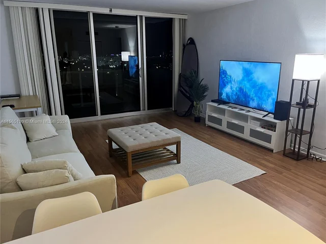 1200 West Ave # 1510, Miami Beach FL 33139