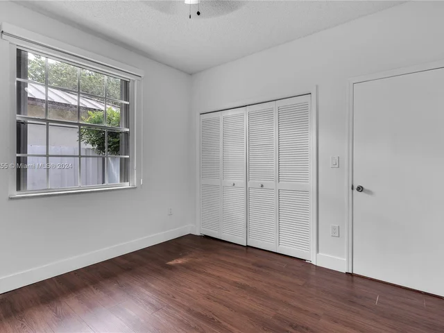 15374 SW 113th Ter, Miami FL 33196