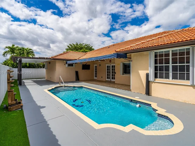 15374 SW 113th Ter, Miami FL 33196