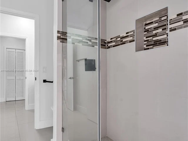 15374 SW 113th Ter, Miami FL 33196