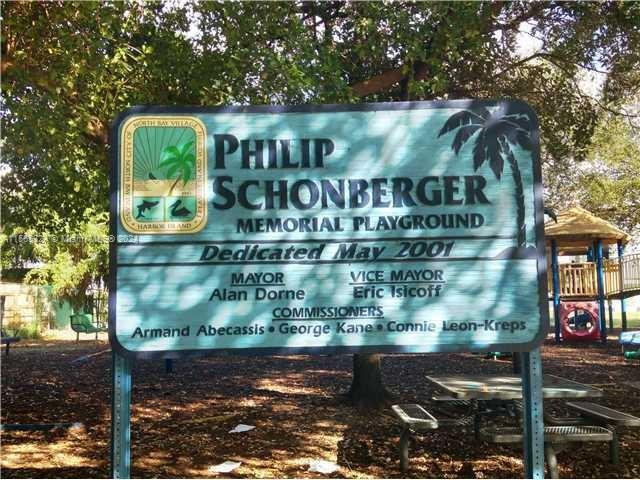 1801 S Treasure Dr # 323, North Bay Village FL 33141