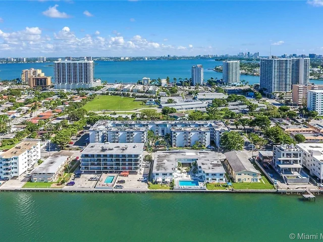 1801 S Treasure Dr # 323, North Bay Village FL 33141