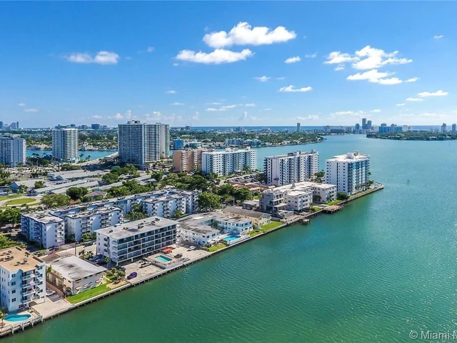 1801 S Treasure Dr # 323, North Bay Village FL 33141