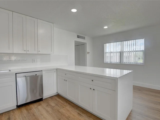 411 Flanders I, Delray Beach FL 33484