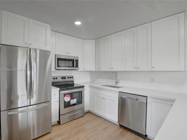 411 Flanders I, Delray Beach FL 33484