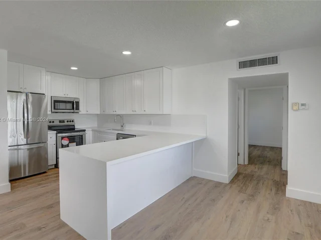 411 Flanders I, Delray Beach FL 33484