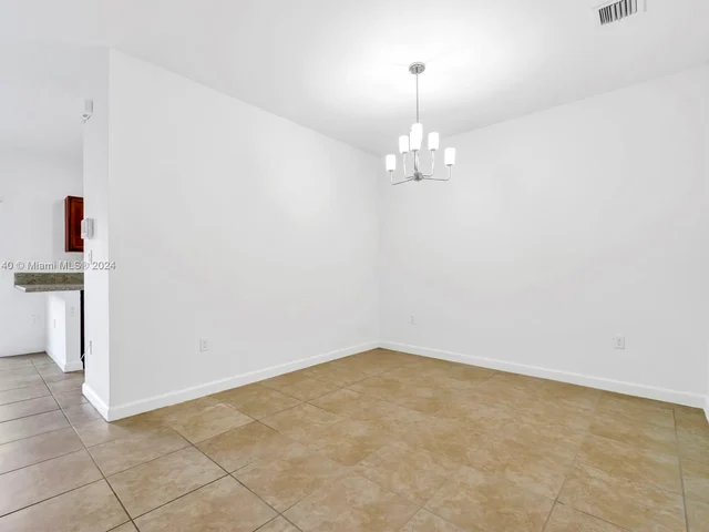 300 SE 37th Ter, Homestead FL 33033