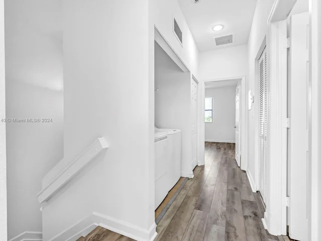 300 SE 37th Ter, Homestead FL 33033