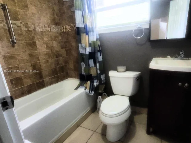 5706 Arthur St # 1, Hollywood FL 33021