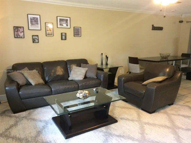 6427 Dewey St # 0, Hollywood FL 33023