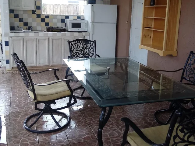 6427 Dewey St # 0, Hollywood FL 33023