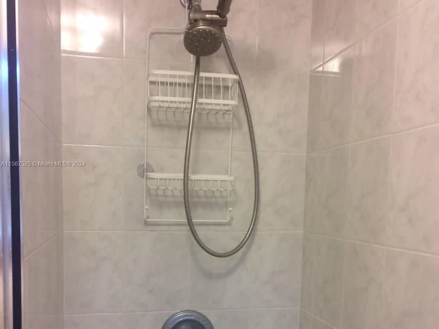 6427 Dewey St # 0, Hollywood FL 33023