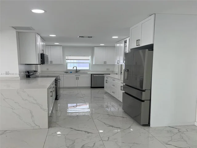 1427 Adams St, Hollywood FL 33020