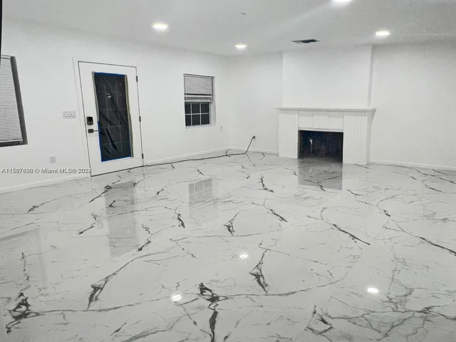 1427 Adams St, Hollywood FL 33020