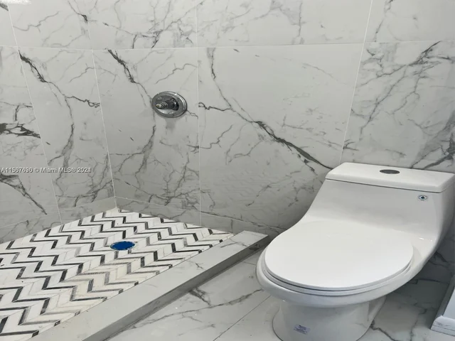 1427 Adams St, Hollywood FL 33020