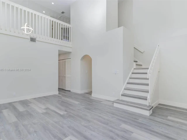 10791 N Saratoga Dr, Cooper City FL 33026