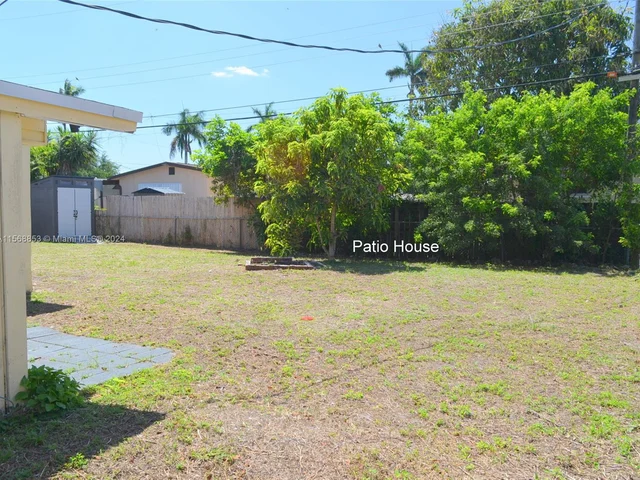 5700 SW 38th St, Davie FL 33314