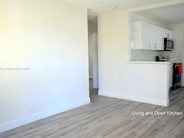 5700 SW 38th St, Davie FL 33314