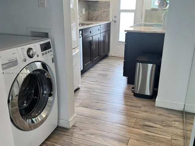 225 SE 16th Ave # 4, Fort Lauderdale FL 33301