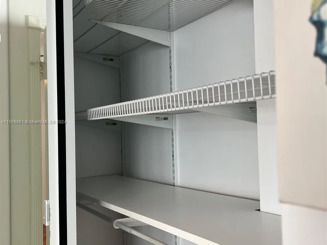 225 SE 16th Ave # 4, Fort Lauderdale FL 33301