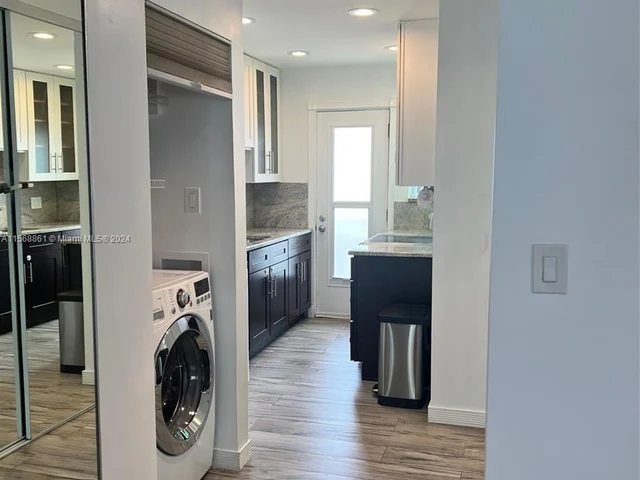 225 SE 16th Ave # 4, Fort Lauderdale FL 33301