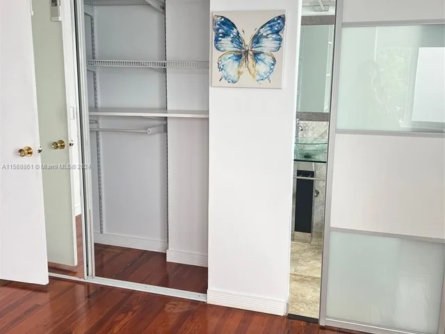 225 SE 16th Ave # 4, Fort Lauderdale FL 33301