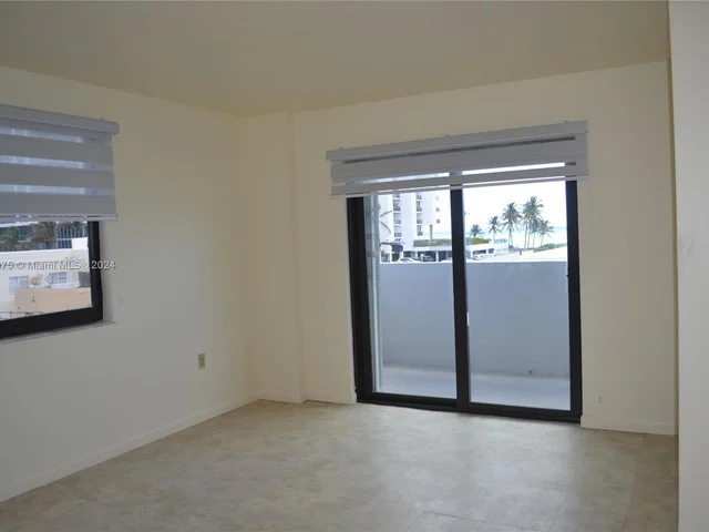 6725 Harding Ave # 404, Miami Beach FL 33141