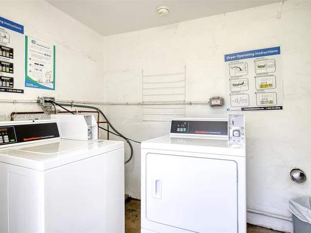 320 86th St # 8, Miami Beach FL 33141