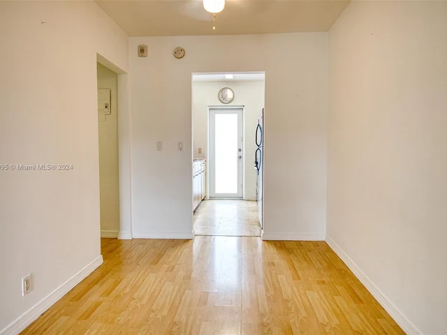 320 86th St # 8, Miami Beach FL 33141