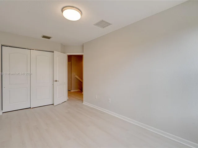 5919 Monterra Club Dr, Lake Worth FL 33463