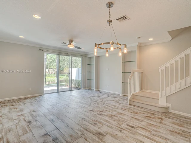 5919 Monterra Club Dr, Lake Worth FL 33463