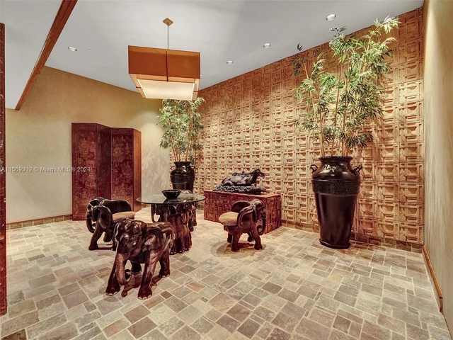 11113 Biscayne Blvd # 657, Miami FL 33181