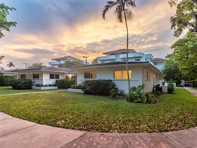 5400 Orduna Dr # 5400, Coral Gables FL 33146