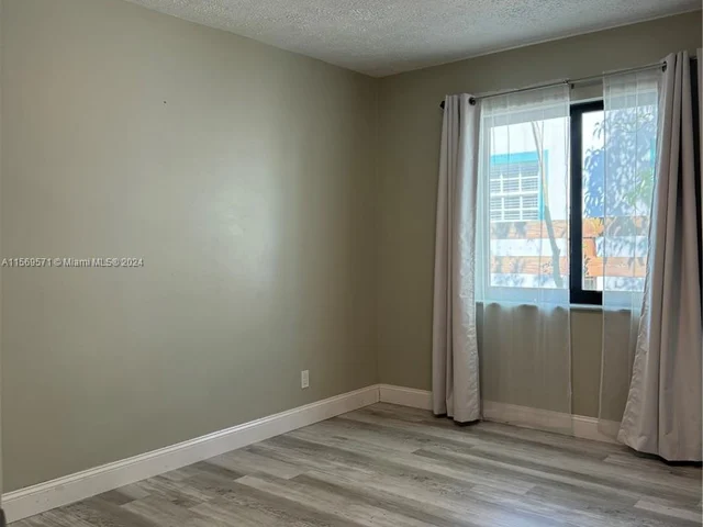 1631 Johnson St, Hollywood FL 33020