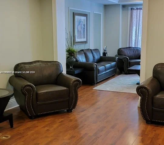 1900 Van Buren St # 110B, Hollywood FL 33020