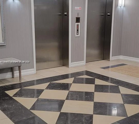 1900 Van Buren St # 110B, Hollywood FL 33020