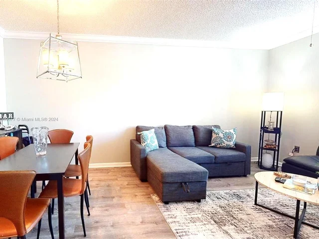 1900 Van Buren St # 110B, Hollywood FL 33020