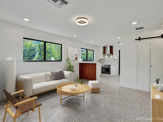 2480 NE 182nd Ter, North Miami Beach FL 33160