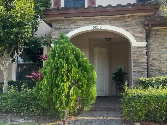 15058 SW 115th Ter, Miami FL 33196